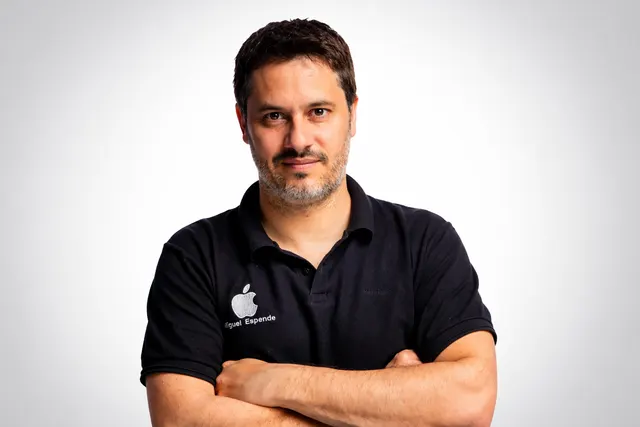 Miguel Espende — Fundador de Delphos Technology